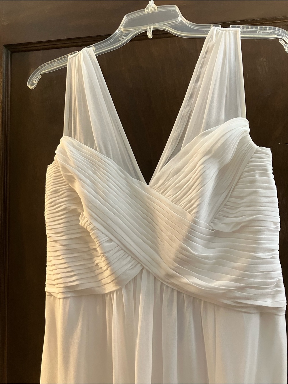 Women's White Pleated Chiffon V-Neck Dress